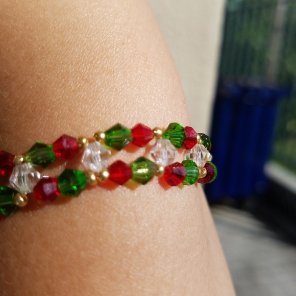 Handmade Christmas Eve Jolly Bracelet - Picture 8 of 11